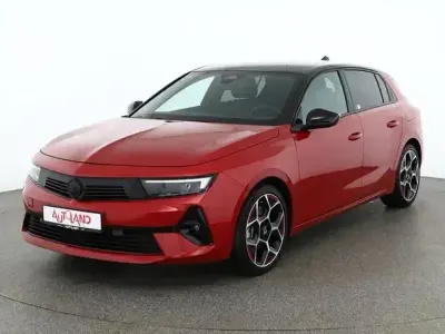 Używany Opel Astra GS Line 181 KM (133 kW) 2022 Czerwony Sedan/Limuzyna