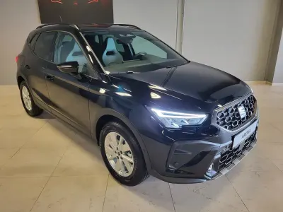 Neu Seat Arona FR 116 PS (85 kW) 2026 Midnight schwarz SUV