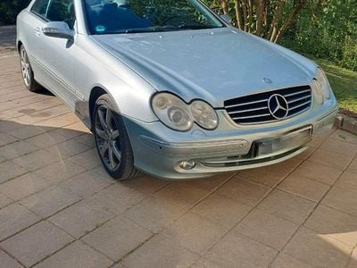 Second-hand Mercedes CLK200 163 CP (119 kW) 2004 Albastru Coupe