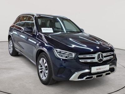 Gebraucht Mercedes GLC220 Exclusive 194 PS (142 kW) 2022 Cavansitblau metallic SUV