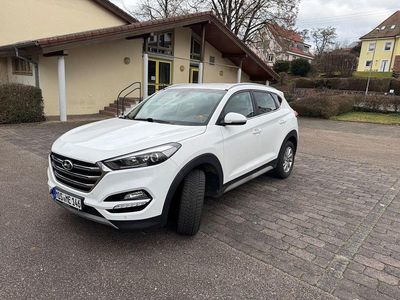 Weiß Gebraucht 2017 Hyundai Tucson Style SUV | 15.500 € (Fairer Preis)