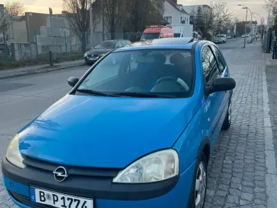 Usata Opel Corsa 75 CV (55 kW) 2001 Blu Utilitaria