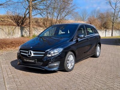 Gebraucht Mercedes B180 Style 122 PS (89 kW) 2017 Schwarz Van / Kleinbus