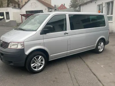Gebraucht VW T5 131 PS (96 kW) 2010 Grau Van