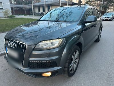 gebraucht Audi Q7 4.2 TDI Quattro mit Panoramadach/AHK/Leder