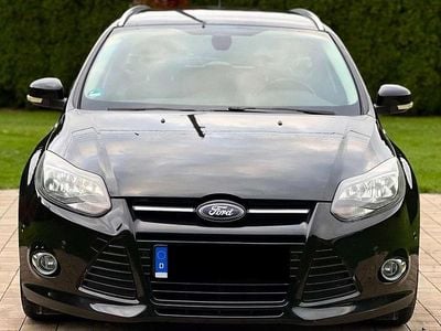 Gebraucht Ford Focus Titanium 150 PS (110 kW) 2013 Schwarz Kombi