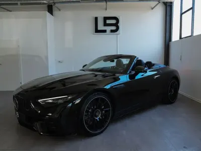 Gebraucht Mercedes SL43 AMG AMG 381 PS (280 kW) 2024 Obsidianschwarz metallic Cabrio