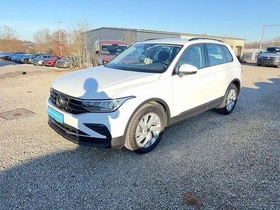 Second-hand VW Tiguan Life 150 CP (110 kW) 2022 Alb SUV