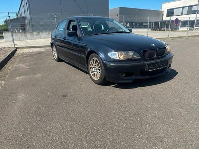 Gebraucht BMW 316 118 PS (86 kW) 2001 Blau Limousine