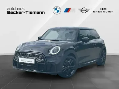 Gebraucht Mini John Cooper Works 136 PS (100 kW) 2023 Schwarz Kleinwagen