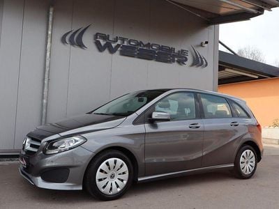 Gebraucht Mercedes B180 109 PS (80 kW) 2017 Grau Van / Kleinbus