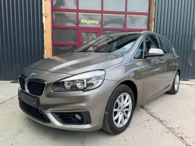 Gebraucht BMW 220 Active Tourer Advantage 192 PS (141 kW) 2015 Grau Van / Kleinbus