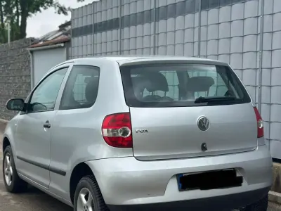 Gebraucht VW Fox 54 PS (39 kW) 2007 Silber Kleinwagen