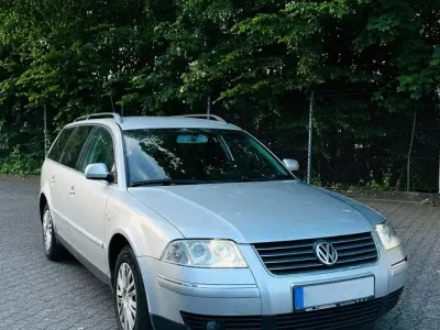 Gebraucht VW Passat 130 PS (95 kW) 2003 Silber Kombi