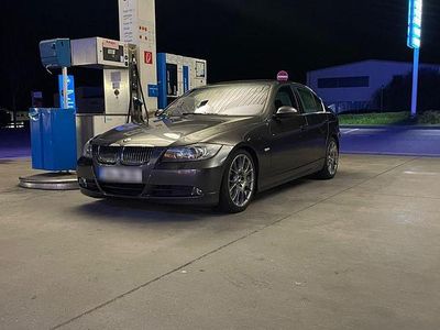 Gebraucht BMW 325 M Performance 218 PS (160 kW) 2005 Grau Limousine