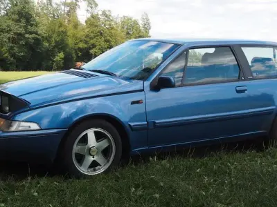 Gebraucht Volvo 480 120 PS (88 kW) 1994 Blau Coupé