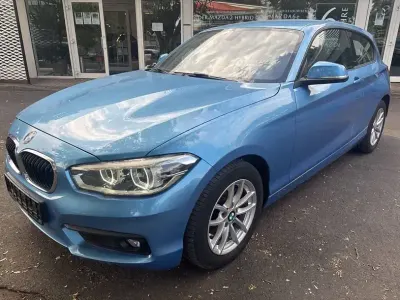 Gebraucht BMW 118 Advantage 136 PS (100 kW) 2018 Seaside blue metallic Limousine