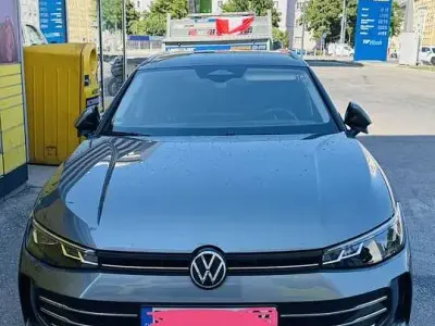 Gebraucht VW Passat Business 150 PS (110 kW) 2024 Kombi