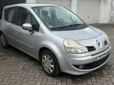 Używany Renault Modus 2008 Srebrny Minivan