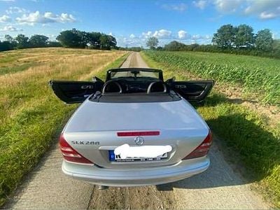 Gebraucht Mercedes SLK200 140 PS (102 kW) 2000 Silber Cabrio