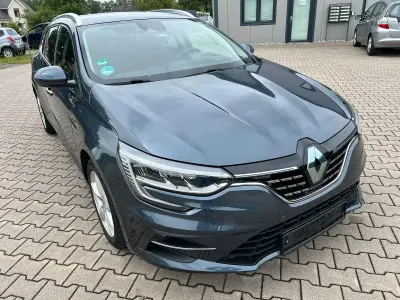 Gebraucht Renault Mégane IV 91 PS (66 kW) 2022 Grau Kombi