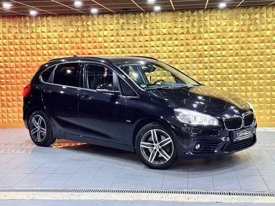 Gebraucht BMW 220 Performance 190 PS (139 kW) 2015 Schwarz Van / Kleinbus