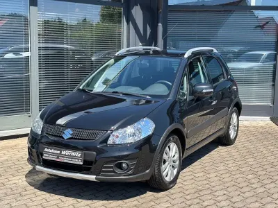 Gebraucht Suzuki SX4 Style 120 PS (88 kW) 2014 Schwarz Limousine