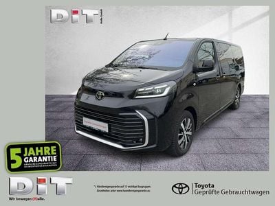 Gebraucht Toyota Proace Verso Team 177 PS (130 kW) 2025 Graphitschwarz (metallic) Kombi