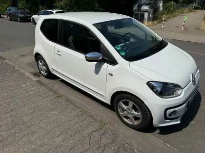 Gebraucht VW up! high up! 75 PS (55 kW) 2012 Weiß Kleinwagen