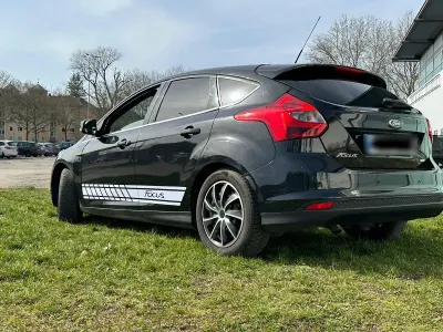 Usata Ford Focus Business Edition 125 CV (91 kW) 2014 Nero Berlina