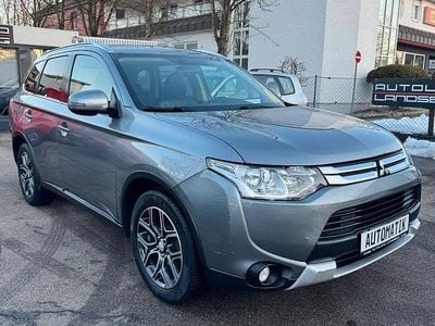 Gebraucht Mitsubishi Outlander 150 PS (110 kW) 2015 Grau SUV