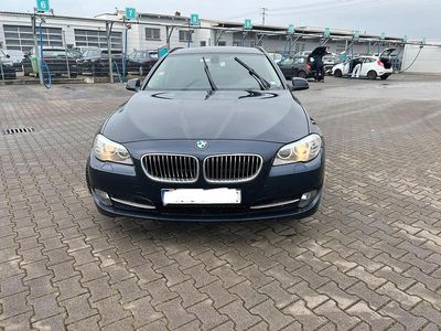 Gebraucht BMW 525 204 PS (150 kW) 2011 Blau Kombi