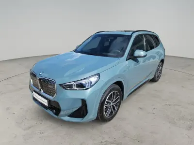 Gebraucht BMW iX1 M Sport 150 kW (204 PS) 2025 Grün SUV