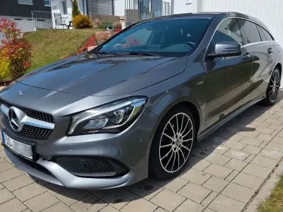 Gebraucht Mercedes CLA220 Shooting Brake AMG 184 PS (135 kW) 2018 Grau Kombi