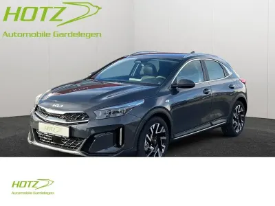 Neu Kia XCeed Vision 150 PS (110 kW) 2026 Pentametal metallic SUV