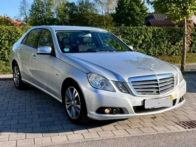 Brugt Mercedes E220 170 HK (125 kW) 2009 Sølv Sedan