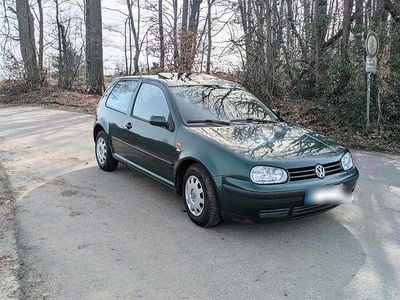 Gebraucht VW Golf IV 74 PS (54 kW) 1998 Kleinwagen