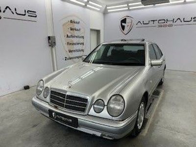 Mercedes E230