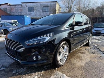 Gebraucht Ford S-MAX Titanium 160 PS (117 kW) 2018 Schwarz Van / Kleinbus