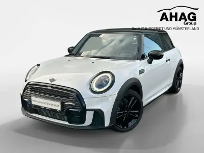 Gebraucht Mini Cooper 136 PS (100 kW) 2023 Weiß Kleinwagen