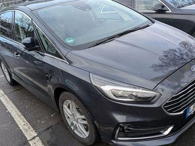 Usata Ford S-MAX Titanium 190 CV (139 kW) 2020 Blu Monovolume
