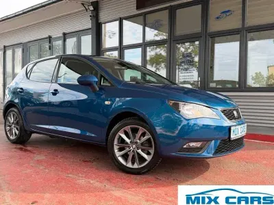 Używany Seat Ibiza I-Tech 69 KM (50 kW) 2015 Niebieski Sedan/Limuzyna