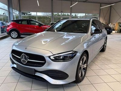 Gebraucht Mercedes C220 Night 200 PS (147 kW) 2021 Hightech silber Kombi