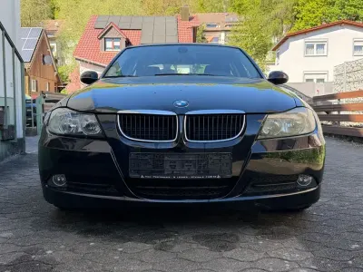 Brugt BMW 318 143 HK (105 kW) 2007 Sort Sedan