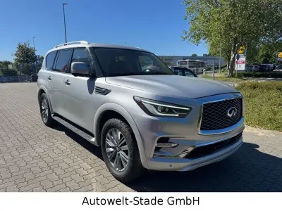 Gebraucht Infiniti QX80 Luxe 405 PS (297 kW) 2021 Silber SUV