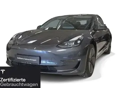 Usata Tesla Model 3 Long Range RWD 208 kW (283 CV) 2023 Argento Berlina