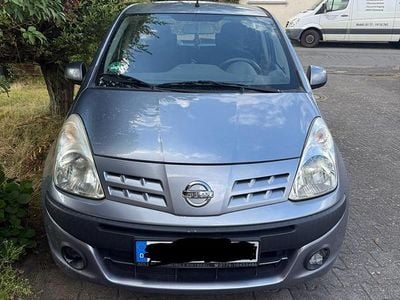 Nissan Pixo