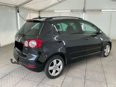 Usata VW Golf VI Team 105 CV (77 kW) 2010 Nero Utilitaria