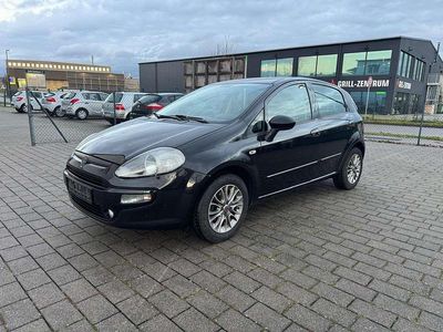 Colore esterno (nero provoca Gebraucht 2011 Fiat Punto Kleinwagen | 1.300 €