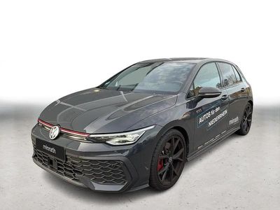 Gebraucht VW Golf VIII GTI 265 PS (194 kW) 2025 Grau Limousine